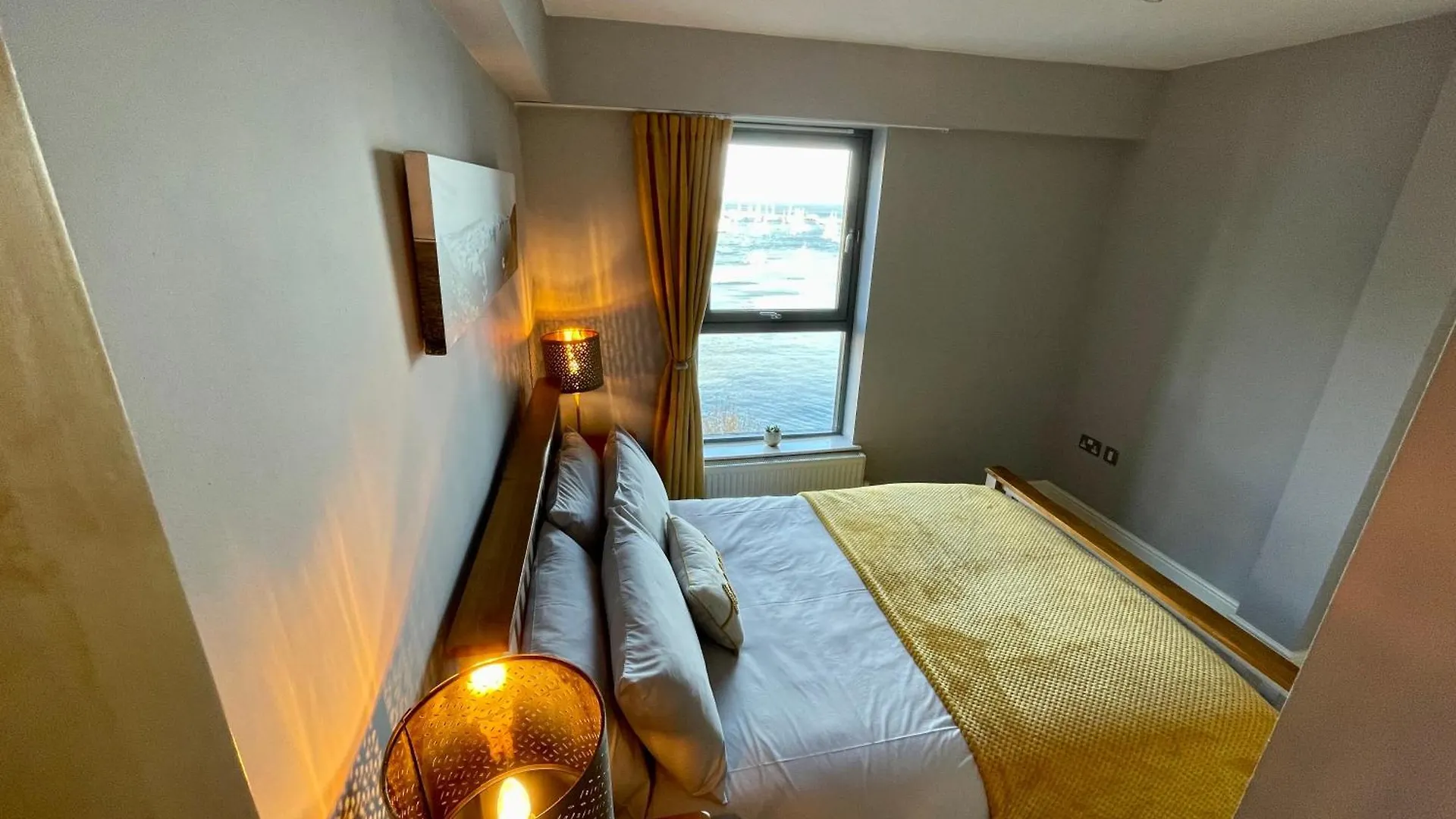 Corinthian Quay Apartment Edinburgh